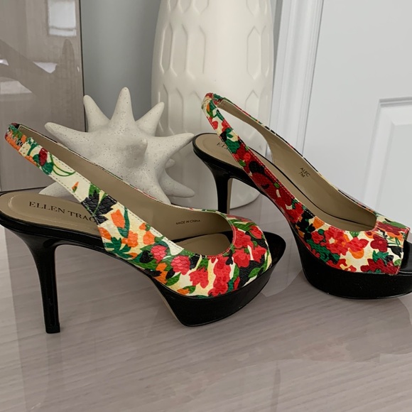 New Ellen Tracy platform sandals - Picture 1 of 8